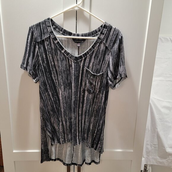 Rock Republic Stripped Tunic Top Black White Women Blouse Shirt Size Medium - Picture 6 of 15